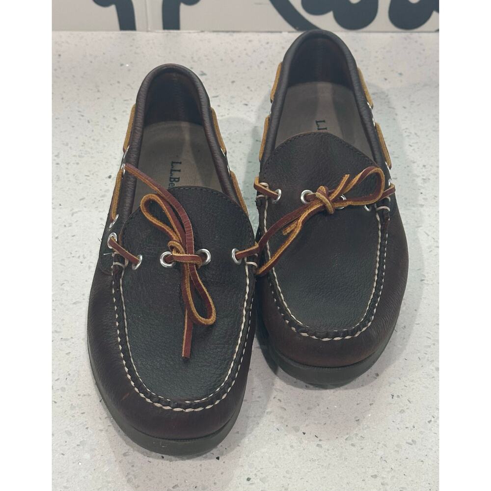 L.L. Bean Brown Leather Loafers Mens 7.5.  Womens 9